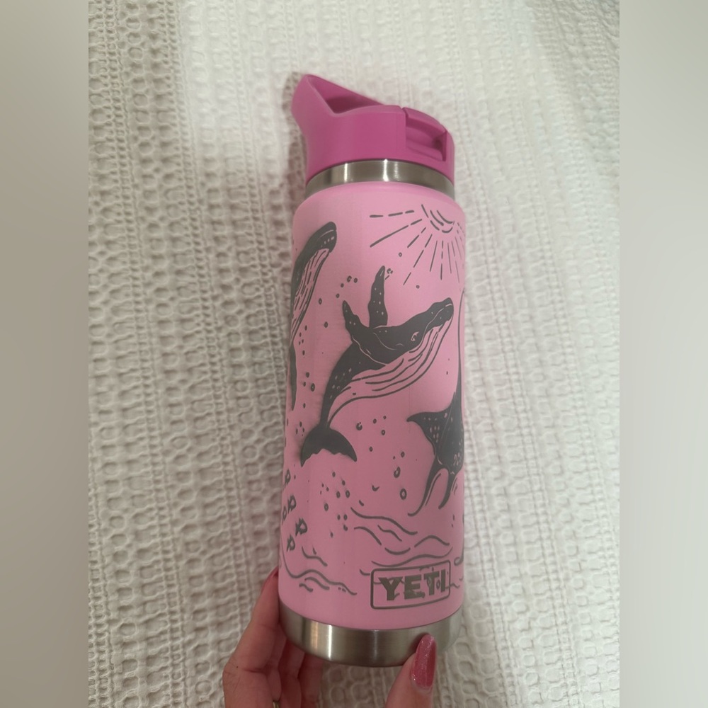 Yeti Rambler 26 oz - Picture 4 of 9